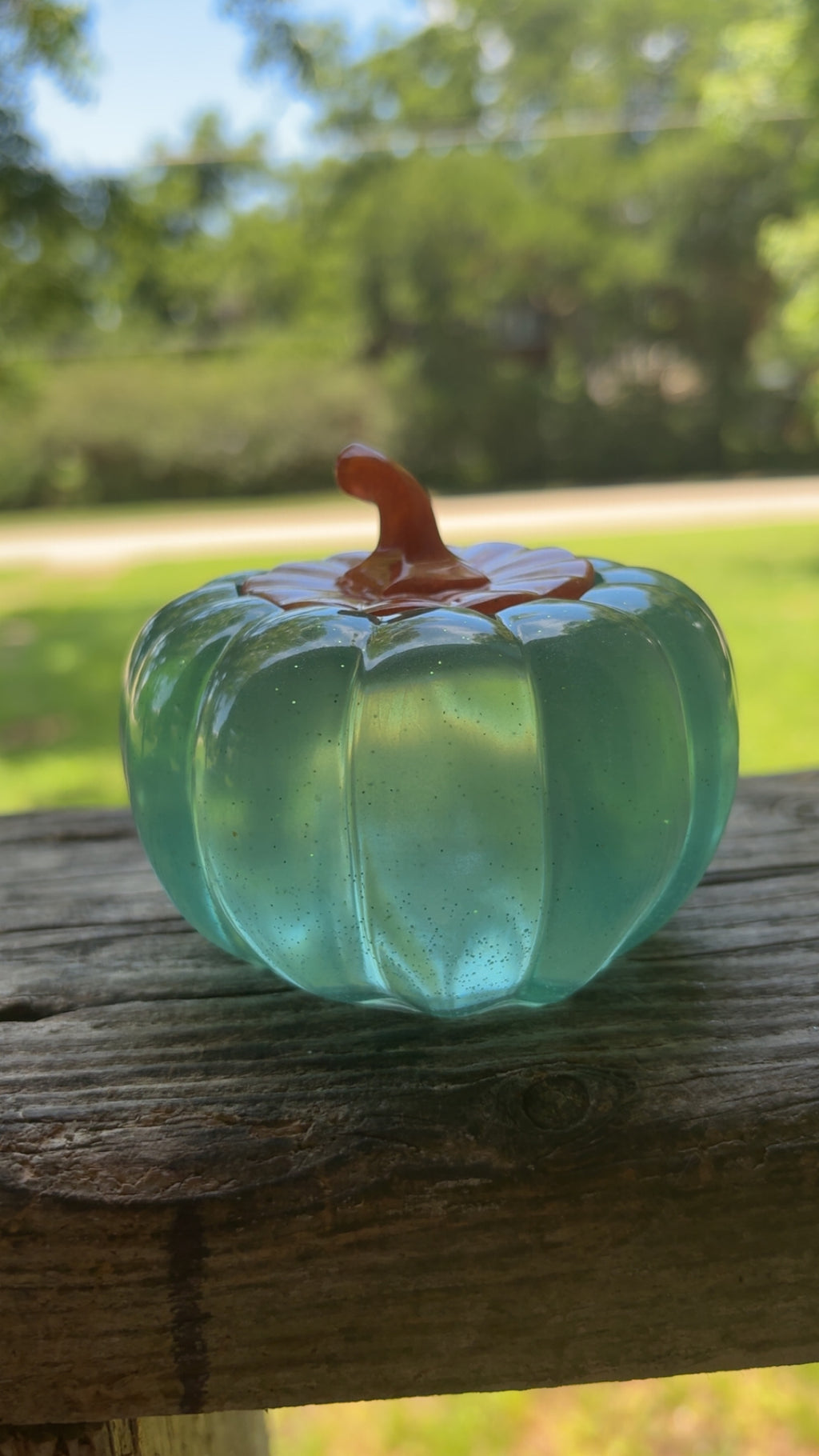 Reversed Pumpkin Jar