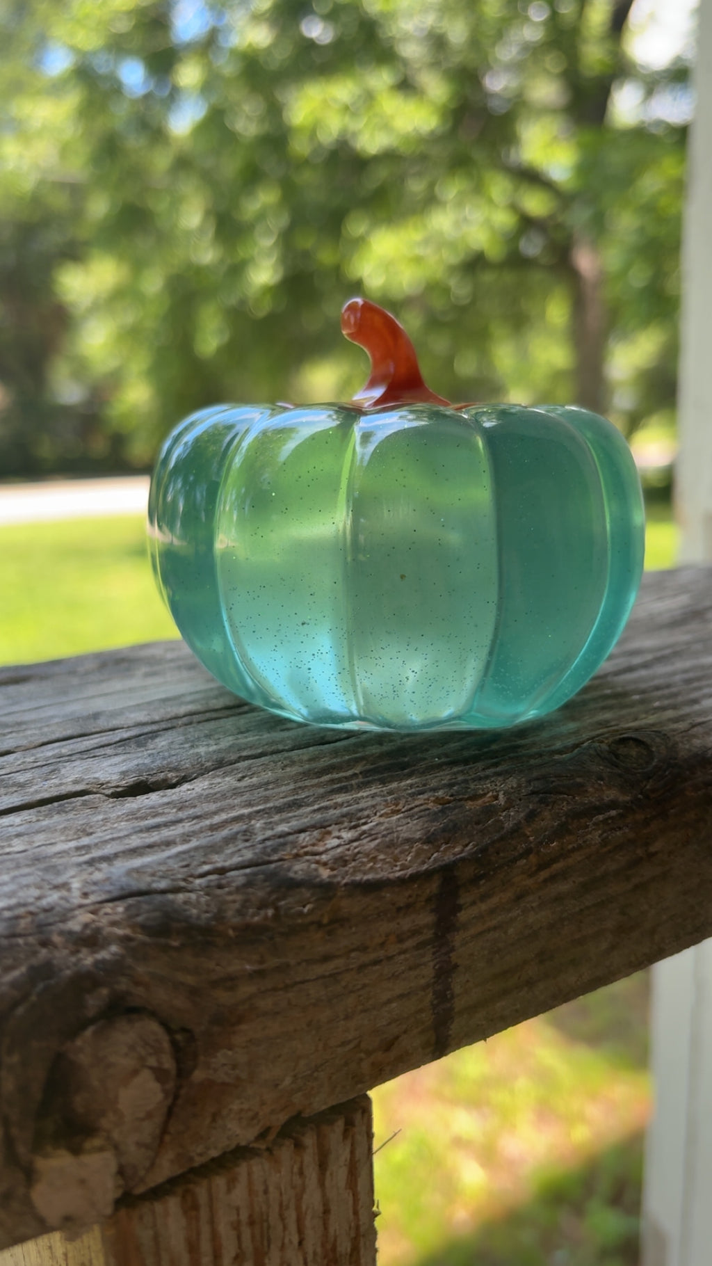 Reversed Pumpkin Jar